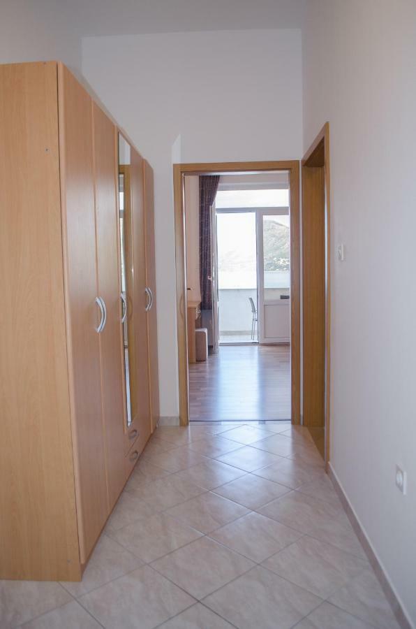 Apartments Rina 챠브타트 외부 사진