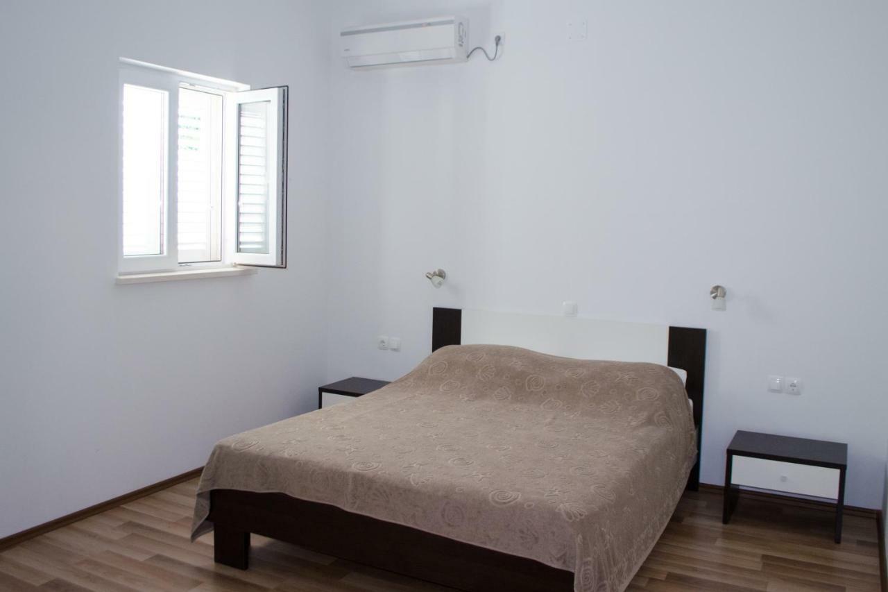 Apartments Rina 챠브타트 외부 사진